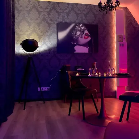 Avec Jacuzzi Prive Apartment *