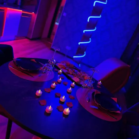 Avec Jacuzzi Prive *